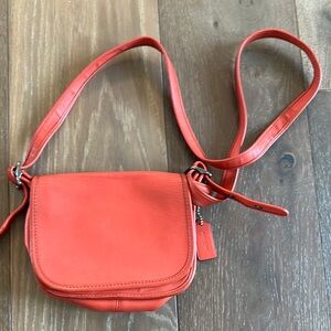 Coach Coral small crossbody bag vintage leather with dustbag